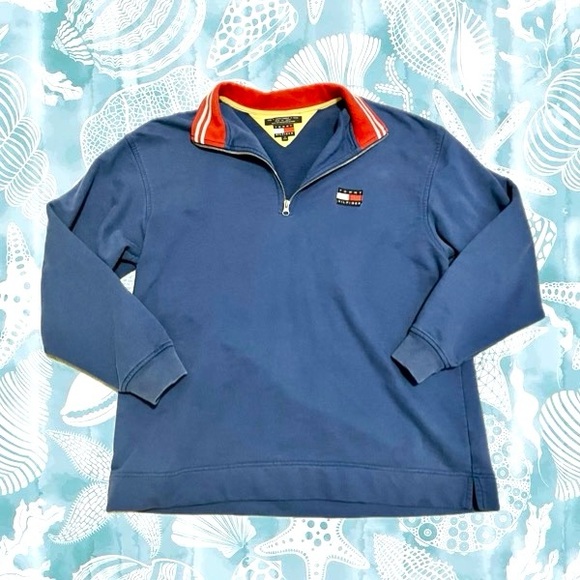 💙Tommy Hilfiger 1/4 zip sweater!💙 - Picture 1 of 7